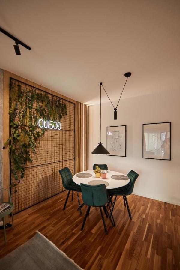Quiboo Cosmopolit Apartment Brasov Ngoại thất bức ảnh