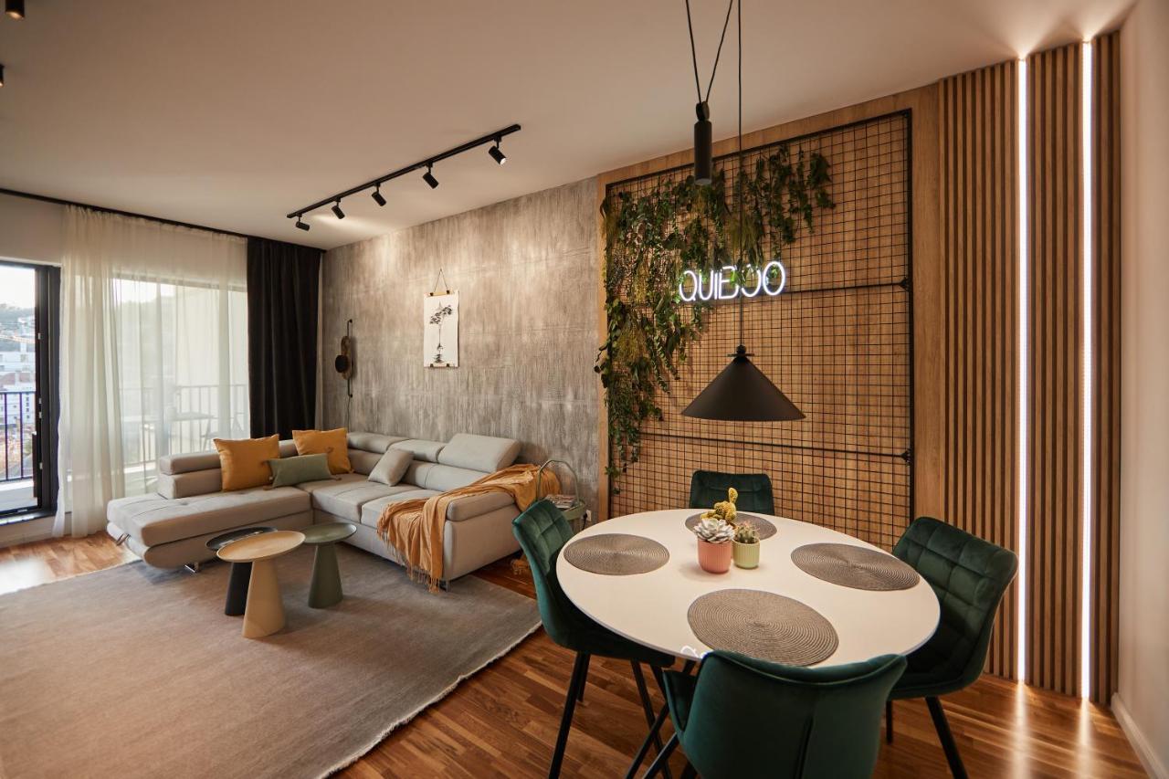 Quiboo Cosmopolit Apartment Brasov Ngoại thất bức ảnh